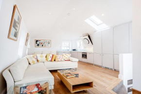 Beautiful 2 bedrooms apartment in Knightsbridge